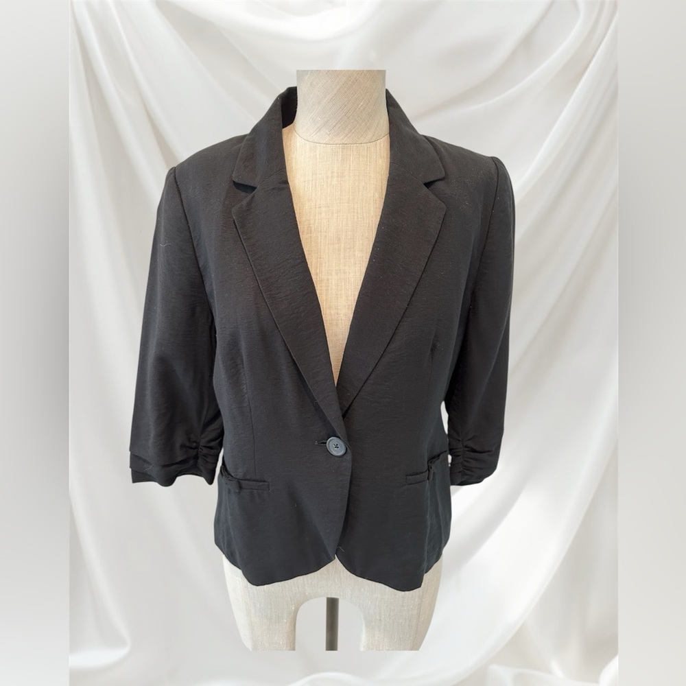 LC Lauren Conrad Classic Black Blazer -Size 8